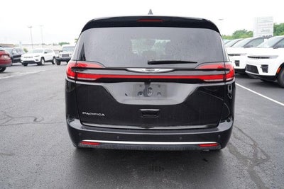2025 Chrysler Pacifica Select FWD