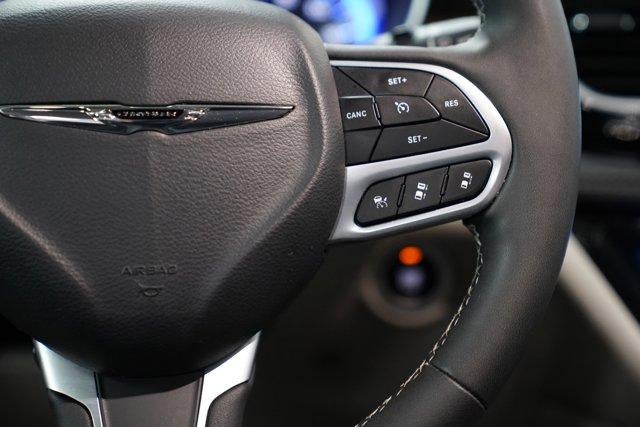 2024 Chrysler Pacifica Limited FWD