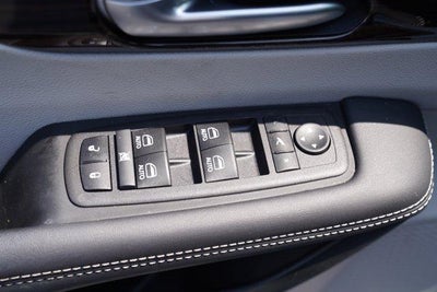 2024 Chrysler Pacifica Limited FWD