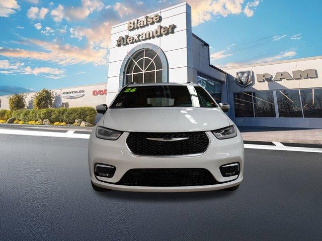 2026 Chrysler Pacifica Pinnacle AWD