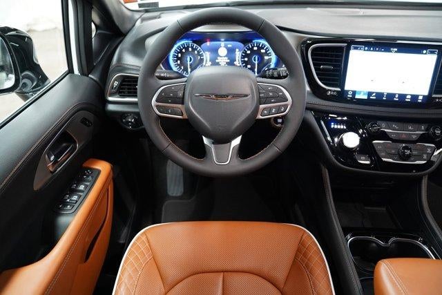2026 Chrysler Pacifica Pinnacle AWD