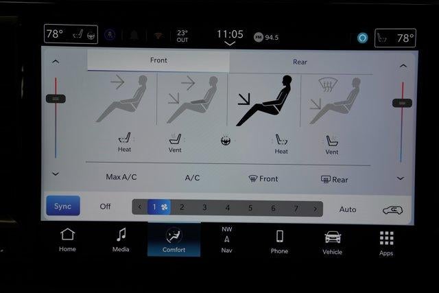 2026 Chrysler Pacifica Pinnacle AWD