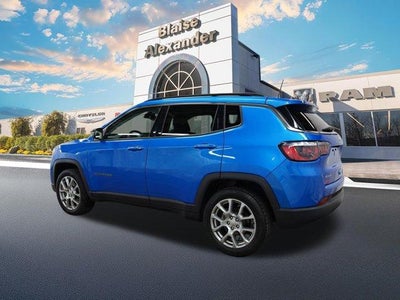 2022 Jeep Compass Latitude Lux