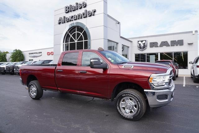 2024 RAM 3500 Tradesman 4x4 Crew Cab 8' Box