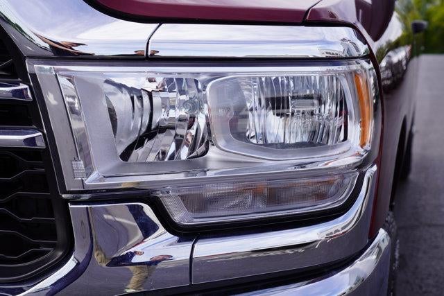 2024 RAM 3500 Tradesman 4x4 Crew Cab 8' Box
