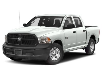 2014 RAM 1500 4WD Crew Cab 5.7 Ft Box Express