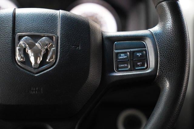 2016 RAM 2500 4WD Crew Cab 8 Ft Box Tradesman