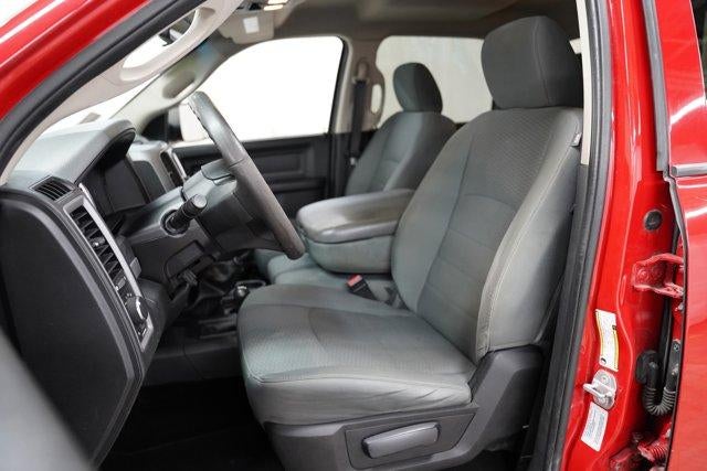 2016 RAM 2500 4WD Crew Cab 8 Ft Box Tradesman