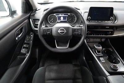 2025 Nissan Rogue AWD SV