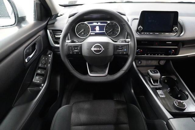 2025 Nissan Rogue AWD SV