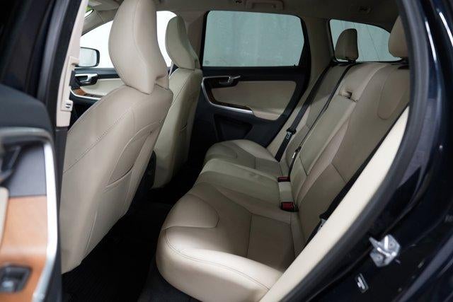 2017 Volvo XC60 T5 AWD Inscription