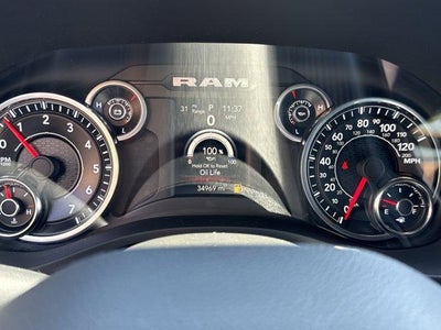 2021 RAM 1500 Big Horn 4x4 Crew Cab 5'7" Box