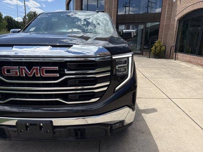 2025 GMC Sierra 1500 Crew Cab Short Box 4-Wheel Drive SLT
