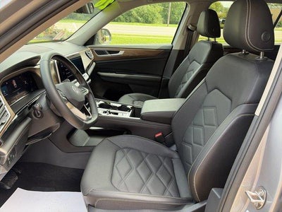 2026 Volkswagen Atlas 2.0T SE w/Technology 4MOTION