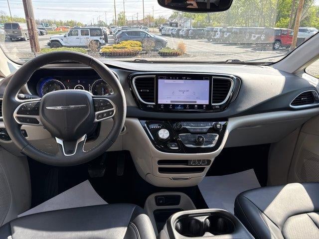 2024 Chrysler Pacifica Touring L FWD