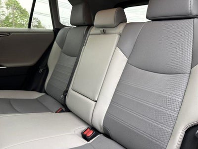 2019 Toyota RAV4 Hybrid Limited AWD (Natl)