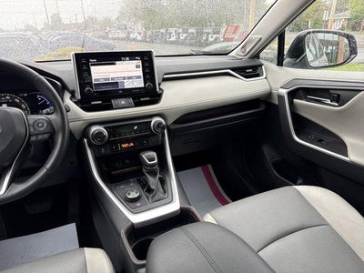 2019 Toyota RAV4 Hybrid Limited AWD (Natl)