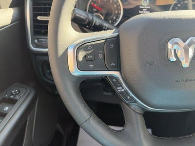 2026 RAM 1500 Big Horn 4x4 Crew Cab 5'7" Box