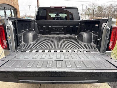 2025 GMC Sierra 1500 Crew Cab Short Box 4-Wheel Drive SLT