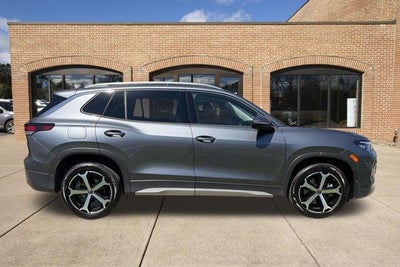 2026 Volkswagen Tiguan SE 4MOTION