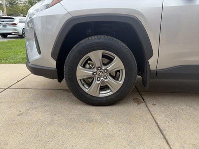 2024 Toyota RAV4 Hybrid XLE AWD (Natl)