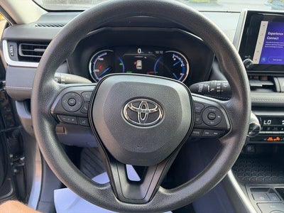 2025 Toyota RAV4 Hybrid XLE AWD (Natl)
