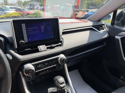 2025 Toyota RAV4 Hybrid XLE AWD (Natl)