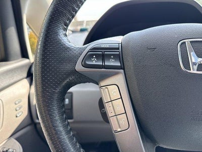 2014 Honda Odyssey Touring with DVD Rear Entertainment System and Navigation