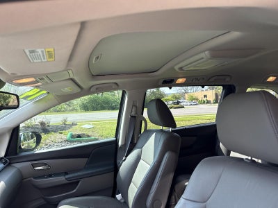 2014 Honda Odyssey Touring with DVD Rear Entertainment System and Navigation