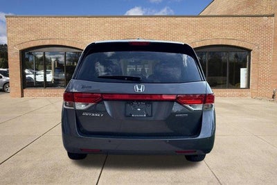 2014 Honda Odyssey Touring with DVD Rear Entertainment System and Navigation