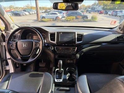 2017 Honda Ridgeline RTL-E 4x4 Crew Cab 5.3' Bed