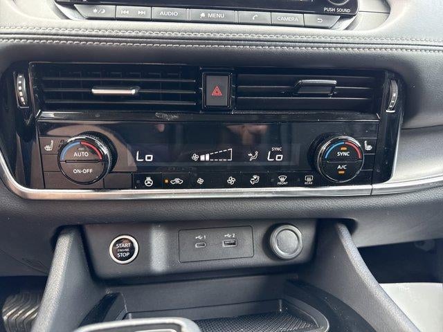 2021 Nissan Rogue AWD SV
