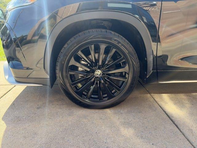2025 Toyota Highlander XSE AWD (Natl)