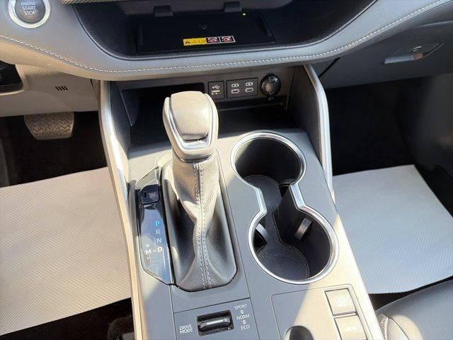 2025 Toyota Highlander XSE AWD (Natl)