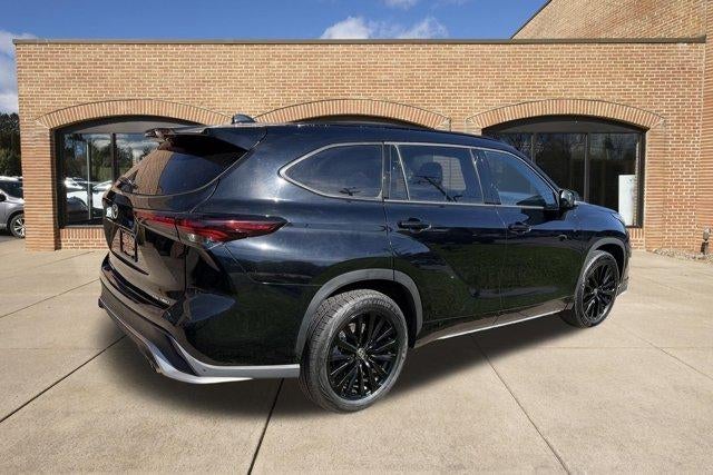 2025 Toyota Highlander XSE AWD (Natl)