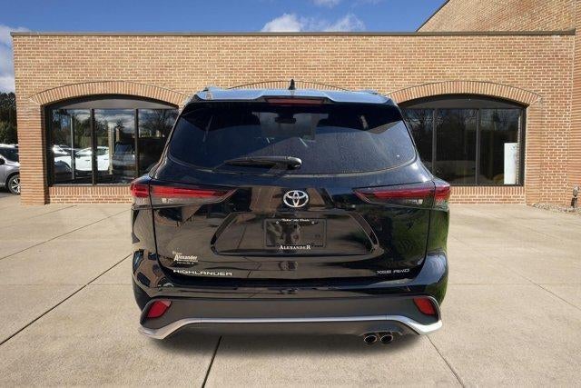 2025 Toyota Highlander XSE AWD (Natl)
