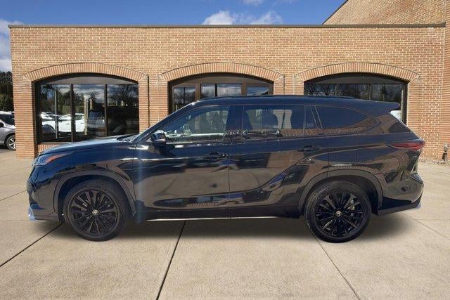 2025 Toyota Highlander XSE AWD (Natl)