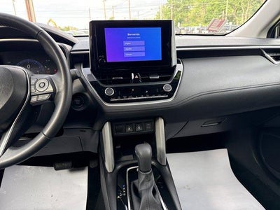 2025 Toyota Corolla Cross XLE 4WD (Natl)