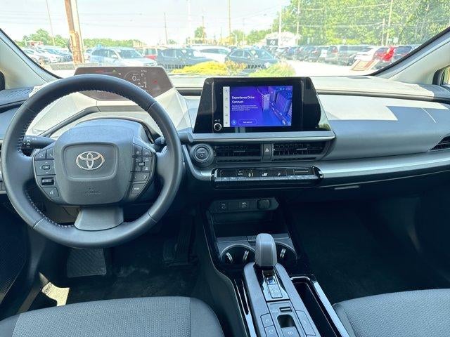 2025 Toyota Prius LE (Natl)