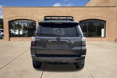 2017 Toyota 4Runner SR5 Premium 4WD (Natl)