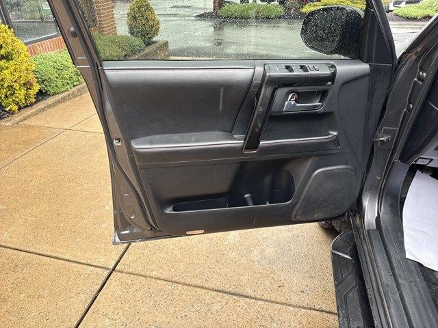 2014 Toyota 4Runner 4WD 4dr V6 Trail (Natl)