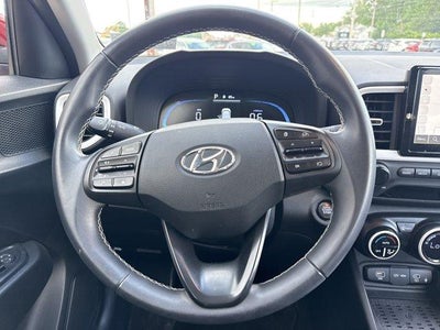 2024 Hyundai VENUE Limited IVT