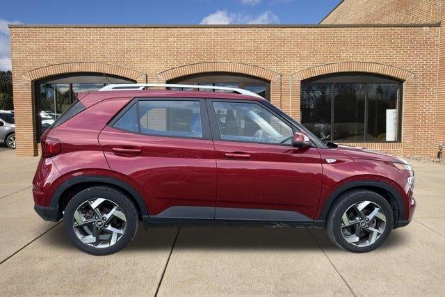 2024 Hyundai VENUE Limited IVT