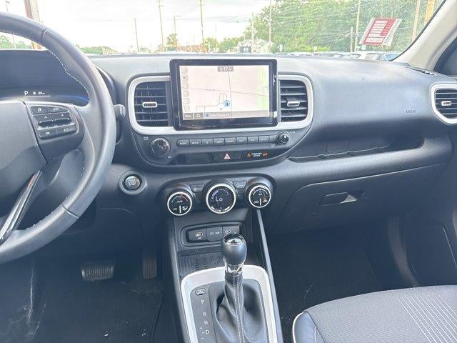 2024 Hyundai VENUE Limited IVT
