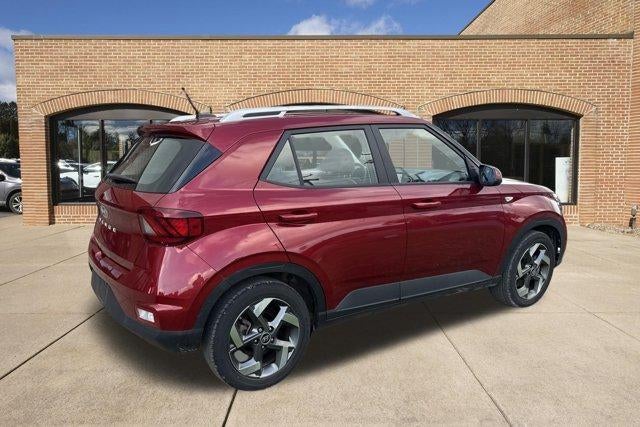 2024 Hyundai VENUE Limited IVT
