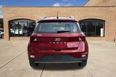2024 Hyundai VENUE Limited IVT