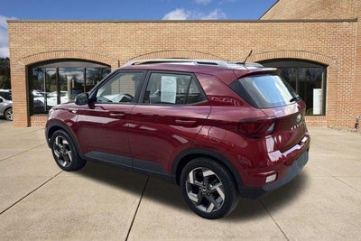 2024 Hyundai VENUE Limited IVT