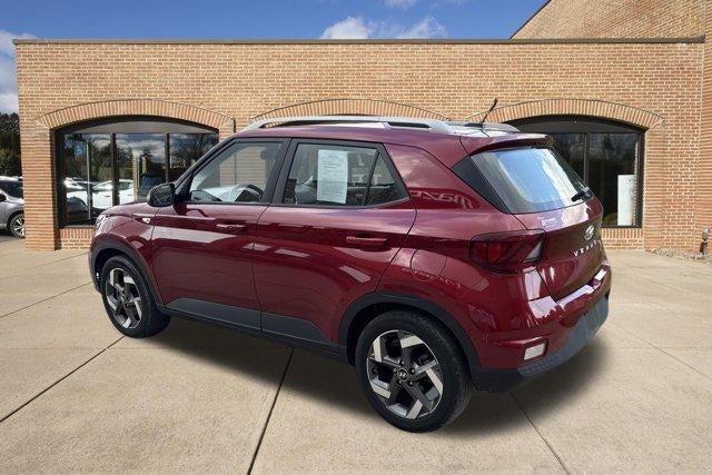 2024 Hyundai VENUE Limited IVT