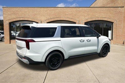 2026 Kia Carnival LXS FWD
