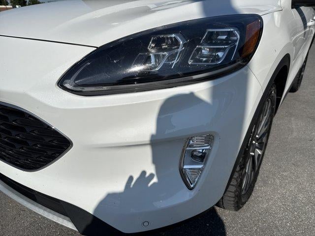 2022 Ford Escape Titanium Hybrid AWD